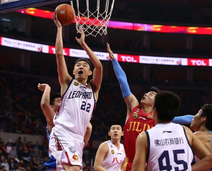 在这场与赫 在这场与赫