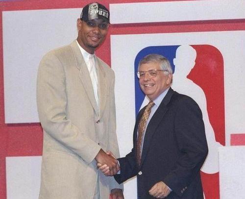 实现4冠2 实现4冠2